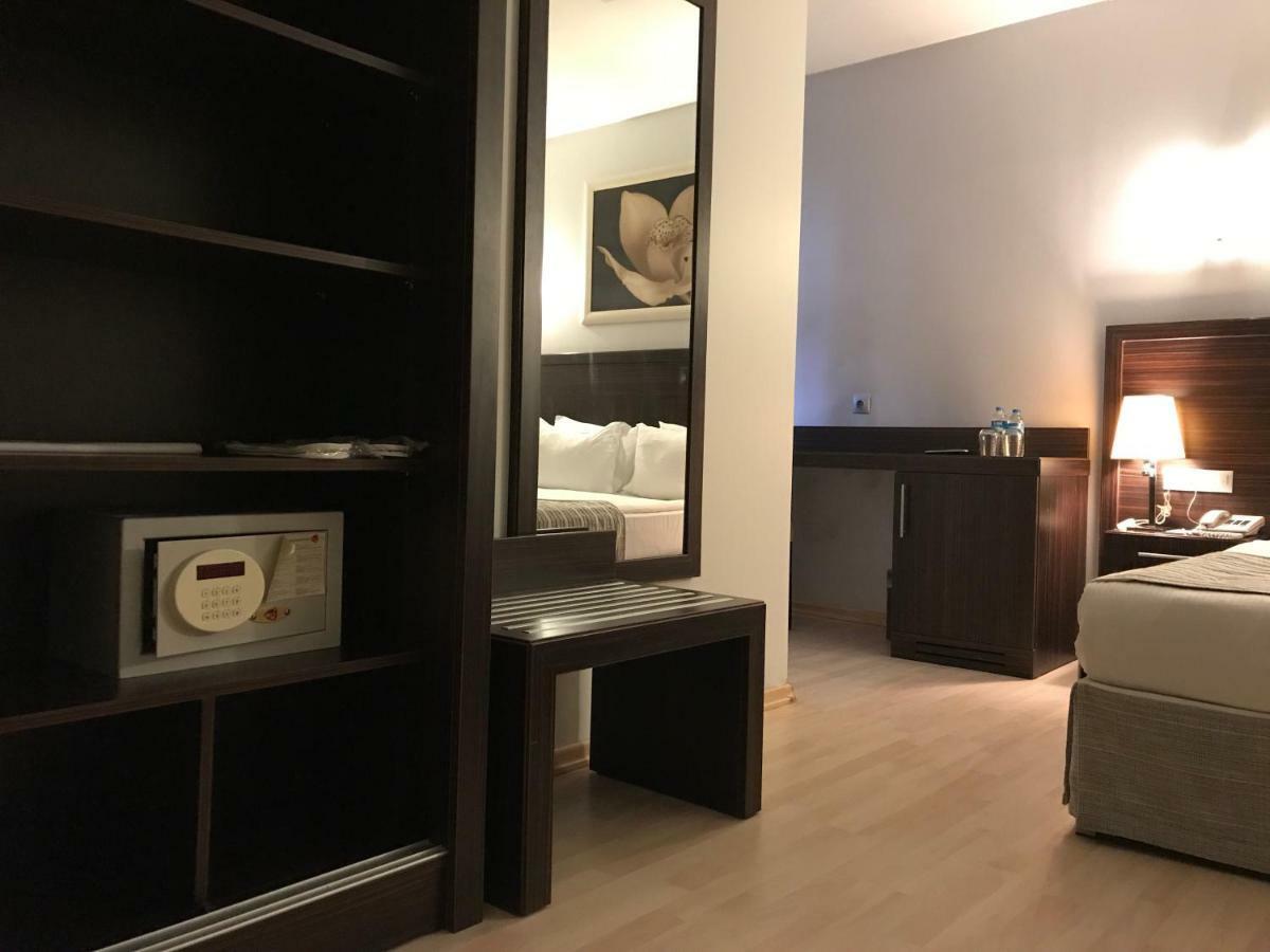 Mim Hotel Istanbul Bagian luar foto